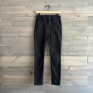MOTHER | High-Waisted Looker Black Wash: Not Guilty Cut#604962  Size 25